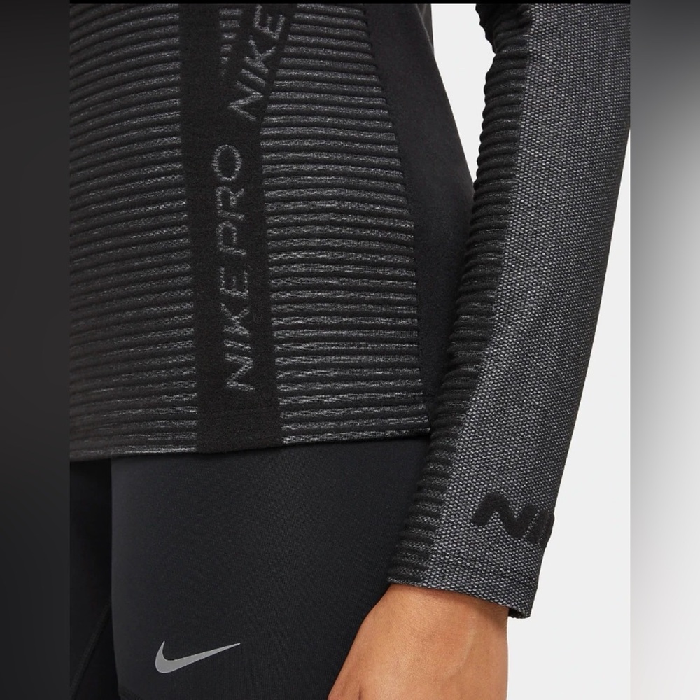 Nike Pro HyperWarm Black/Gray Pullover Long Sleeve Top size Small EUC - Picture 7 of 14